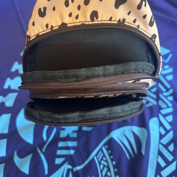 Fighting Eel Tan and Black Patterned Crossbody Bag - Picture 3 of 12